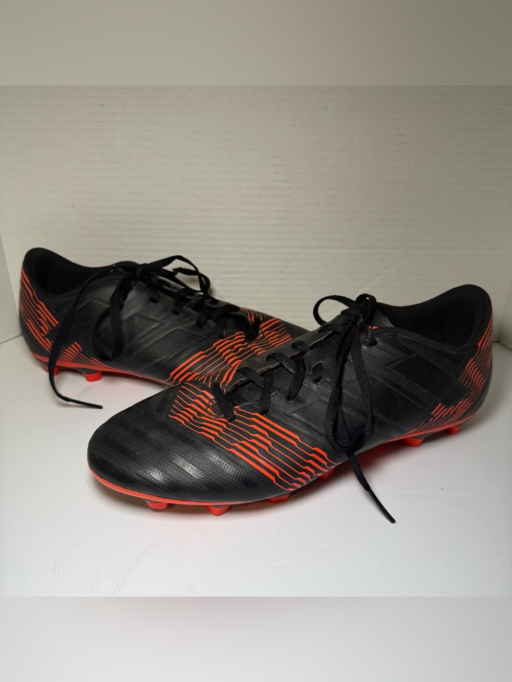 Adidas Men's Nemeziz 17.4 FXG CP9006 Black Solar Red Soccer Cleats Size 10.5 US